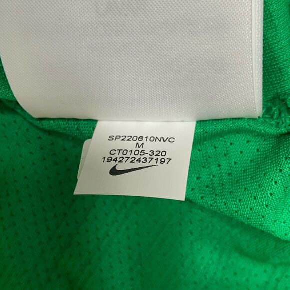 Sz M Nike Dri-Fit Kenya Team Issued Running T Shirt Green - Picture 8 of 8